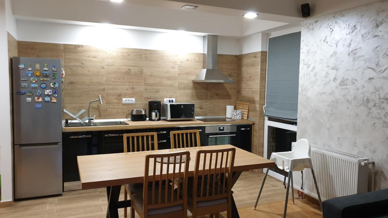 Criss Apartament Sinaia Exteriör bild