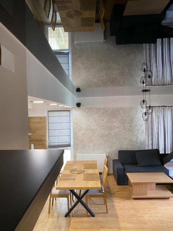 Criss Apartament Sinaia Exteriör bild
