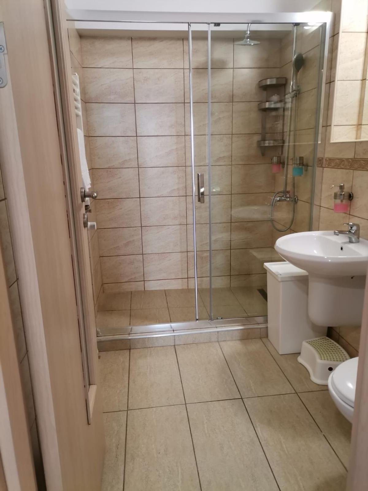 Criss Apartament Sinaia Exteriör bild